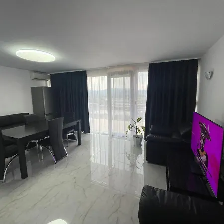 Regim Hotelier Deva, Str. Mihai Viteazu, Bl. !!! Déva