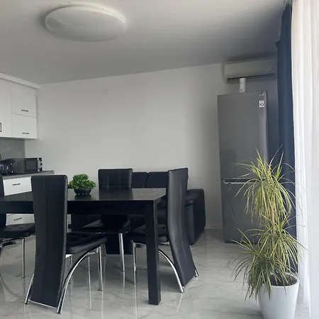 Regim Hotelier Deva, Str. Mihai Viteazu, Bl. !!! Apartman *